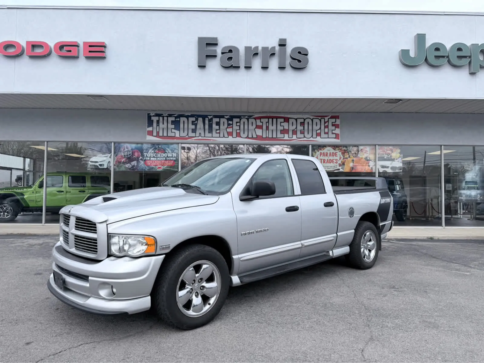 Silver 2005 Dodge Ram 1500 SLT for sale in Morristown, TN