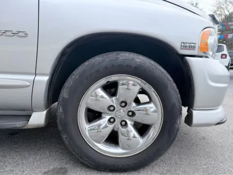 More photos of 2005 Dodge Ram 1500 SLT at Farris Jeep - Morristown, TN