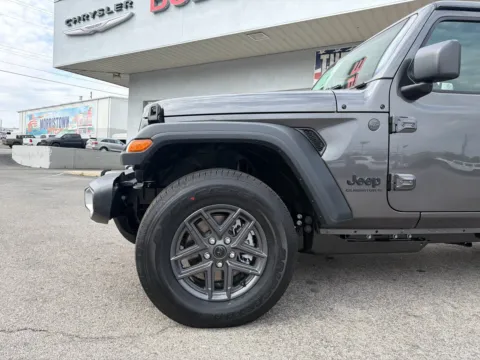 Another view of 2026 Jeep Gladiator Sport for sale in Morristown, TN at Farris Jeep - Morristown
