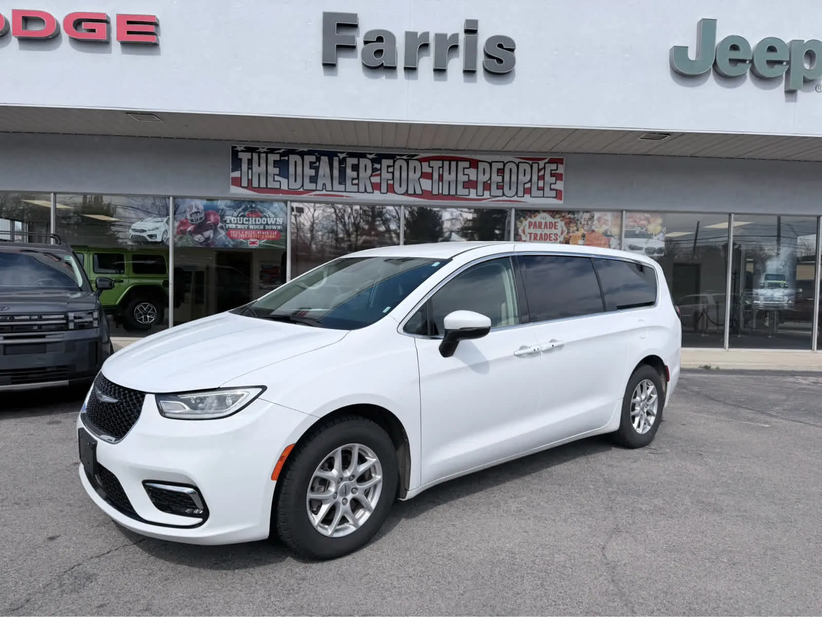 2023 Chrysler Pacifica Touring L