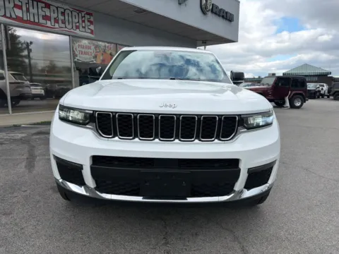 More photos of 2022 Jeep Grand Cherokee L Limited at Farris Jeep - Morristown, TN