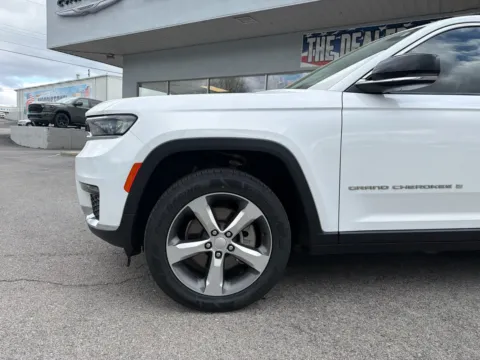 Another view of 2022 Jeep Grand Cherokee L Limited for sale in Morristown, TN at Farris Jeep - Morristown