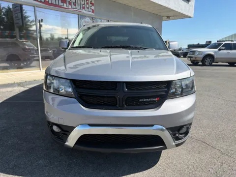 More photos of 2018 Dodge Journey Crossroad at Farris Jeep - Morristown, TN