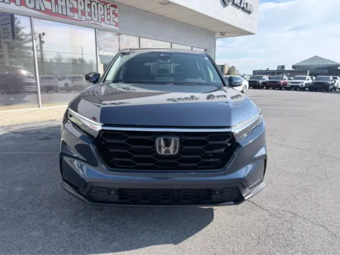 More photos of 2025 Honda CR-V EX-L at Farris Jeep - Morristown, TN