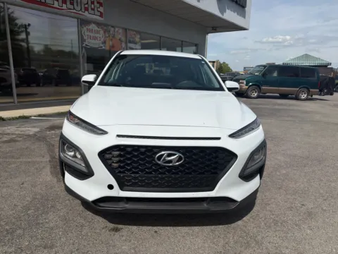 More photos of 2021 Hyundai Kona SE at Farris Jeep - Morristown, TN