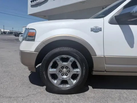 Photos of 2014 Ford Expedition EL King Ranch for sale in Morristown, TN at Farris Jeep - Morristown