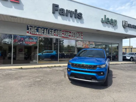 Photos of 2026 Jeep Compass Latitude Altitude for sale in Morristown, TN at Farris Jeep - Morristown