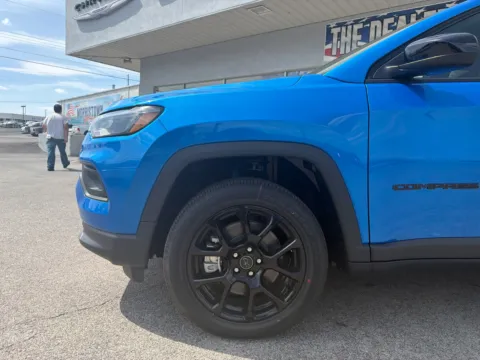 Another view of 2026 Jeep Compass Latitude Altitude for sale in Morristown, TN at Farris Jeep - Morristown