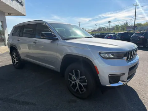 More photos of 2025 Jeep Grand Cherokee L Limited at Farris Jeep - Morristown, TN