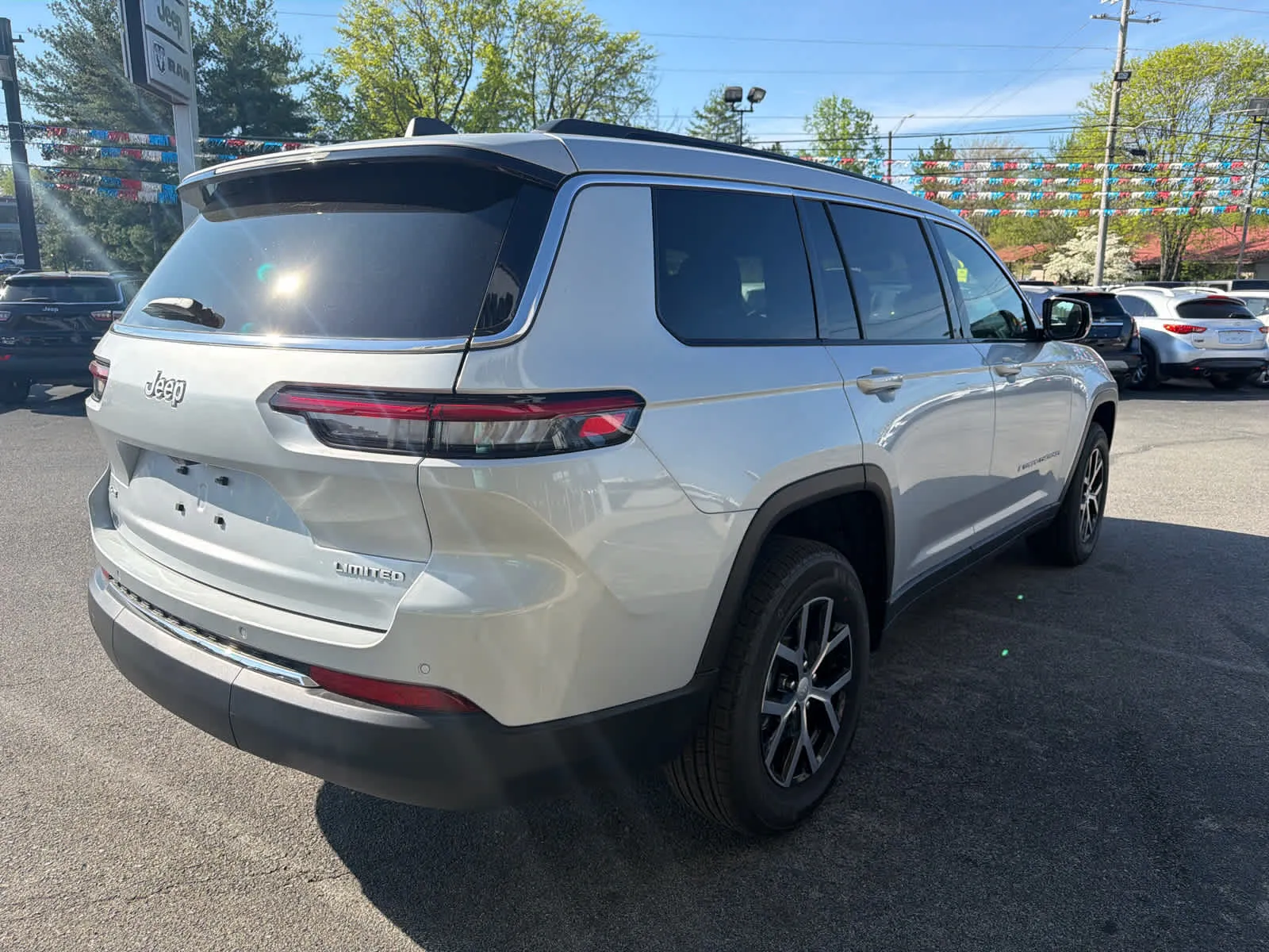 2025 Jeep Grand Cherokee L Limited - Photo 7