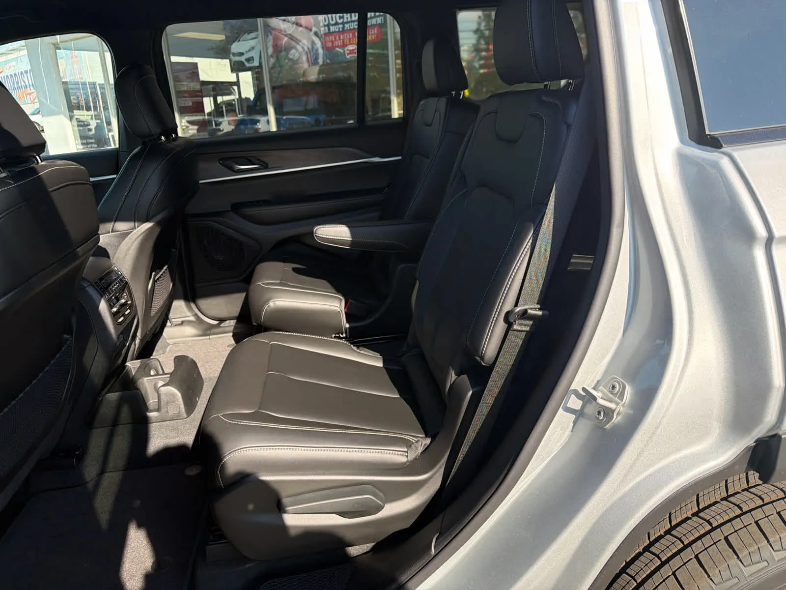 2025 Jeep Grand Cherokee L Limited - Photo 12