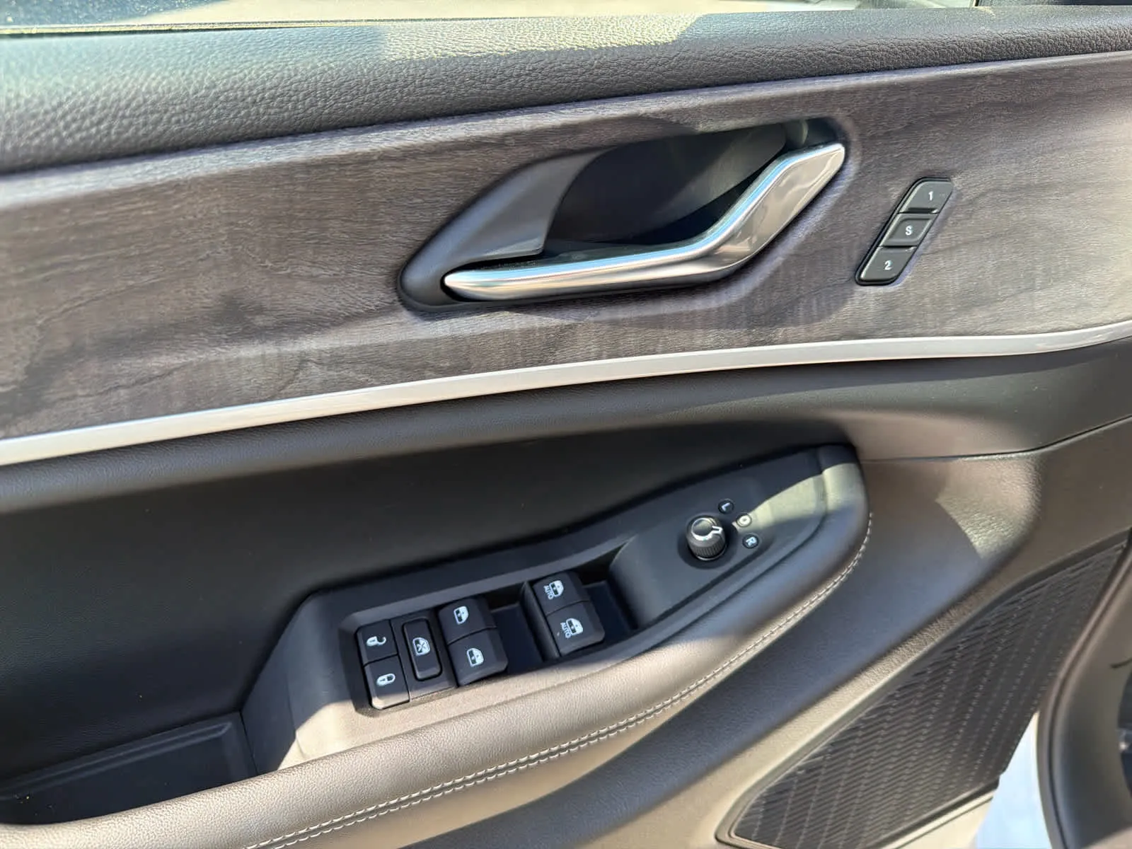 2025 Jeep Grand Cherokee L Limited - Photo 17