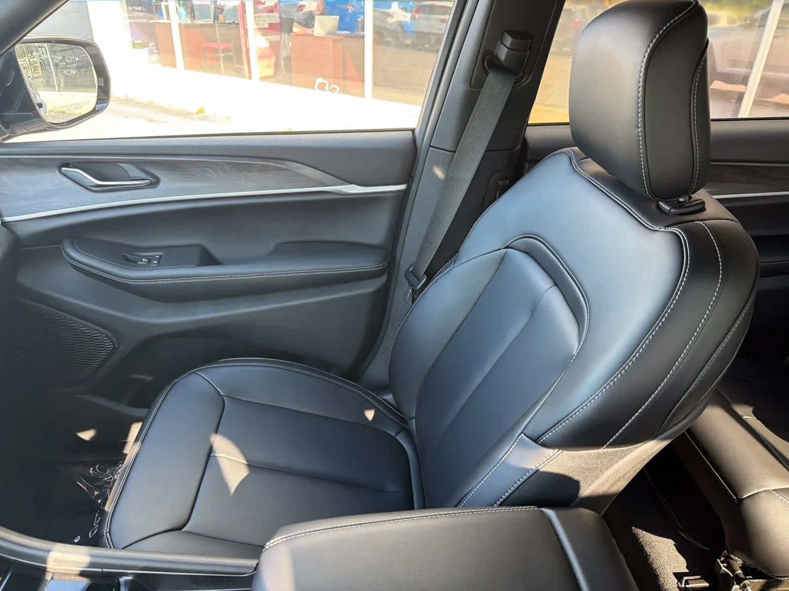 2025 Jeep Grand Cherokee L Limited - Photo 32