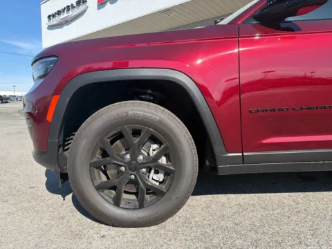 Another view of 2025 Jeep Grand Cherokee L Altitude X for sale in Morristown, TN at Farris Jeep - Morristown