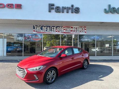 Red 2017 Hyundai Elantra SE for sale in Morristown, TN
