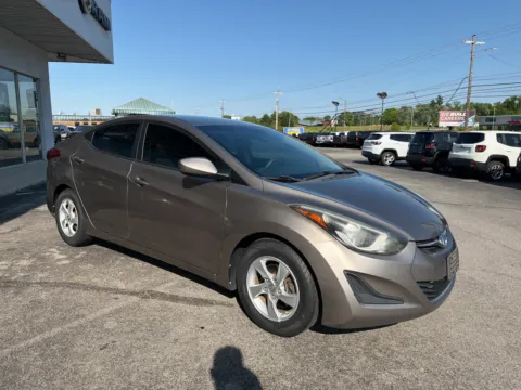 More photos of 2014 Hyundai Elantra SE at Farris Jeep - Morristown, TN
