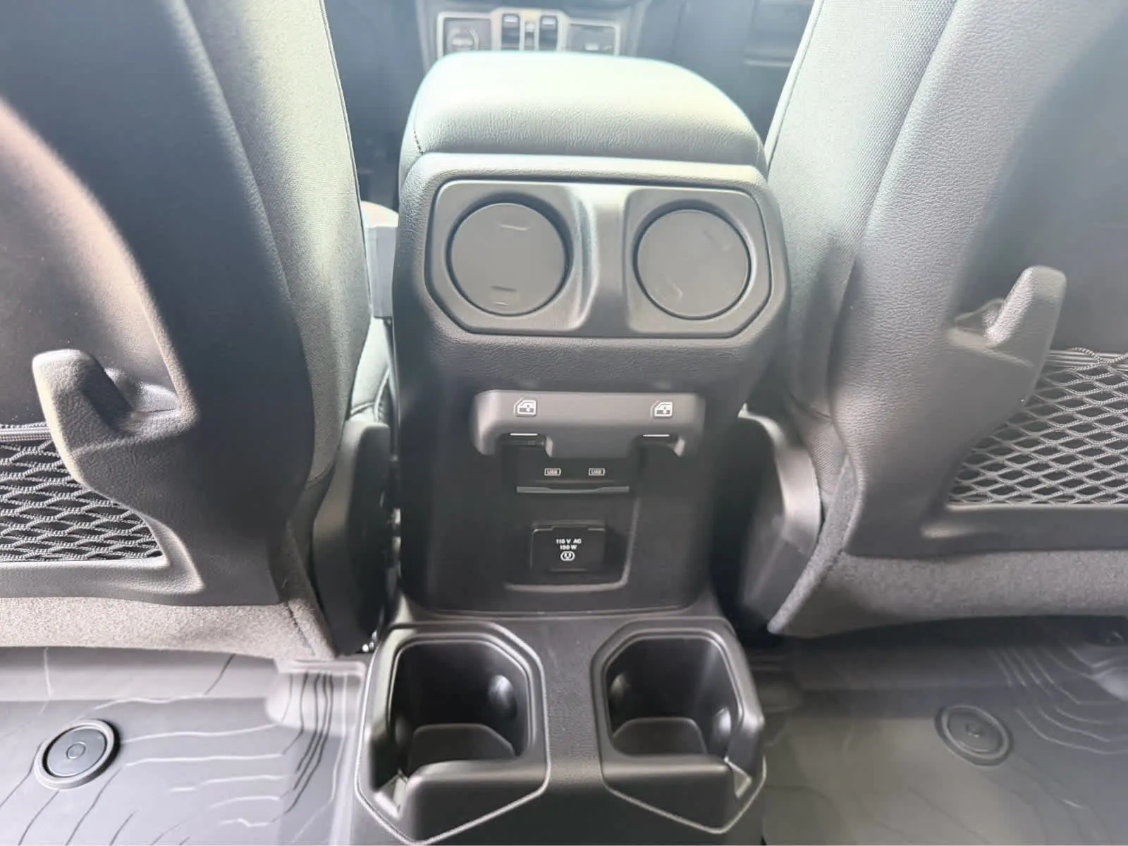 2025 Jeep Wrangler 4-Door Rubicon - Photo 14