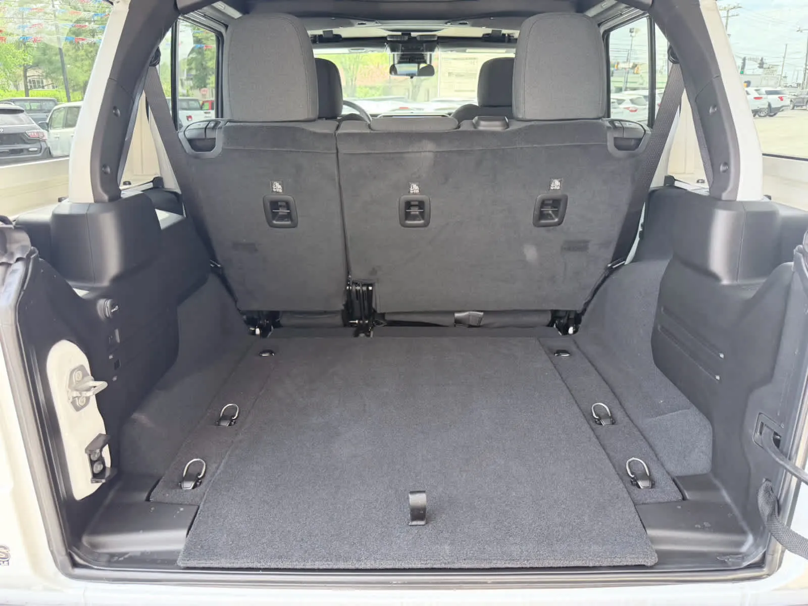 2025 Jeep Wrangler 4-Door Rubicon - Photo 11