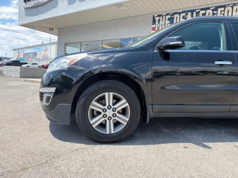 Another view of 2017 Chevrolet Traverse LT for sale in Morristown, TN at Farris Jeep - Morristown