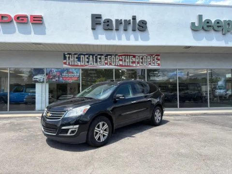Black 2017 Chevrolet Traverse LT for sale in Morristown, TN