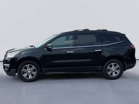 Photos of 2017 Chevrolet Traverse LT for sale in Morristown, TN at Farris Jeep - Morristown