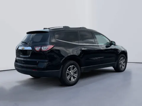 More photos of 2017 Chevrolet Traverse LT at Farris Jeep - Morristown, TN