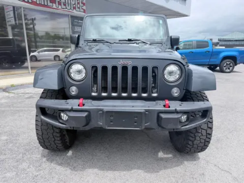 More photos of 2017 Jeep Wrangler Unlimited Rubicon Recon at Farris Jeep - Morristown, TN