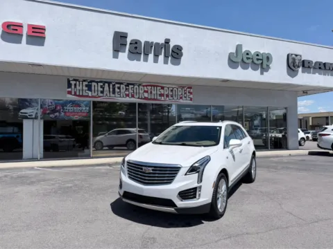 Photos of 2017 Cadillac XT5 Platinum AWD for sale in Morristown, TN at Farris Jeep - Morristown
