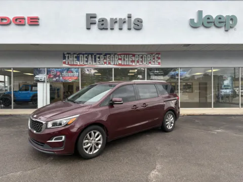 Red 2019 Kia Sedona EX for sale in Morristown, TN