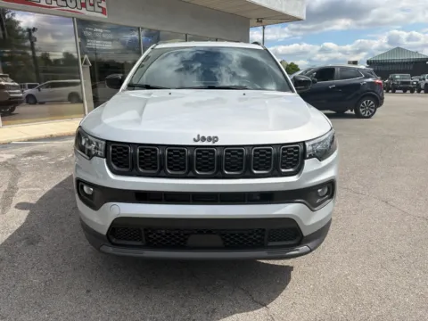 More photos of 2026 Jeep Compass Latitude Altitude at Farris Jeep - Morristown, TN