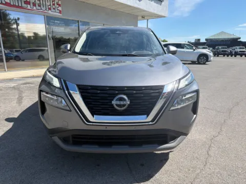 More photos of 2023 Nissan Rogue SV at Farris Jeep - Morristown, TN