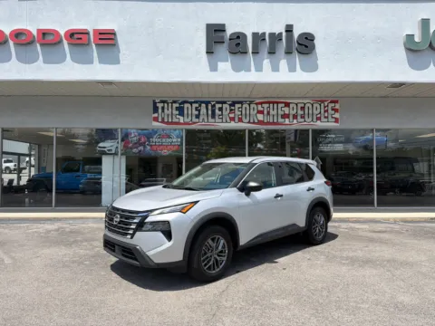 Silver 2024 Nissan Rogue S for sale in Morristown, TN