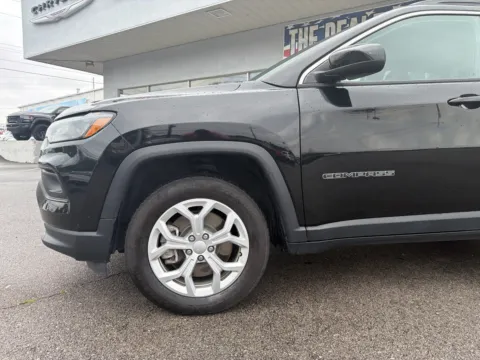 Another view of 2024 Jeep Compass Latitude for sale in Morristown, TN at Farris Jeep - Morristown