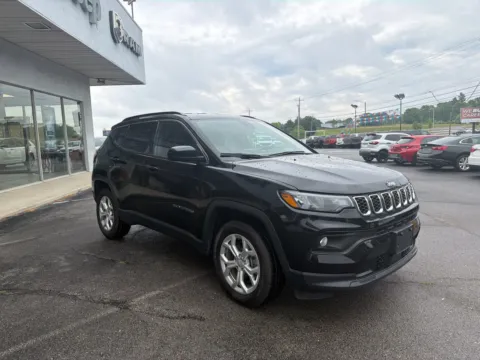 More photos of 2024 Jeep Compass Latitude at Farris Jeep - Morristown, TN