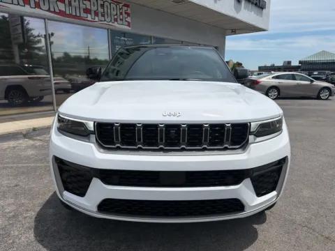 More photos of 2026 Jeep Grand Cherokee Summit at Farris Jeep - Morristown, TN