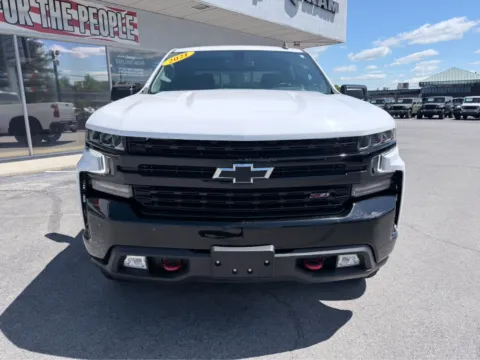 More photos of 2021 Chevrolet Silverado 1500 LT Trail Boss at Farris Jeep - Morristown, TN