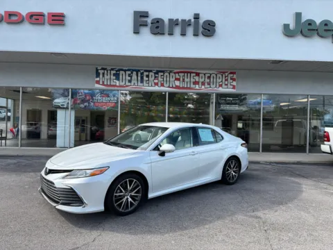 White 2022 Toyota Camry XLE for sale in Morristown, TN