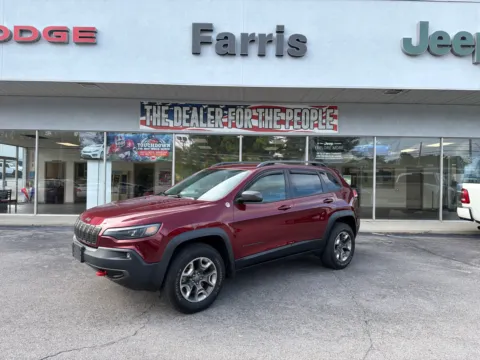 Red 2019 Jeep Cherokee Trailhawk for sale in Morristown, TN