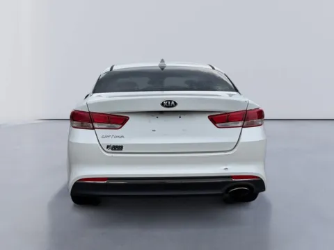 More photos of 2017 Kia Optima LX at Farris Jeep - Morristown, TN