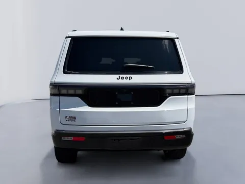 More photos of 2026 Jeep Grand Wagoneer Limited Reserve at Farris Jeep - Morristown, TN