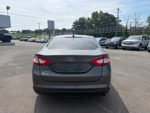More photos of 2015 Ford Fusion S at Farris Jeep - Morristown, TN