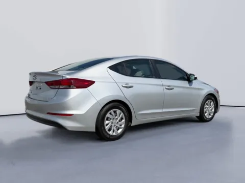 More photos of 2018 Hyundai Elantra SE at Farris Jeep - Morristown, TN