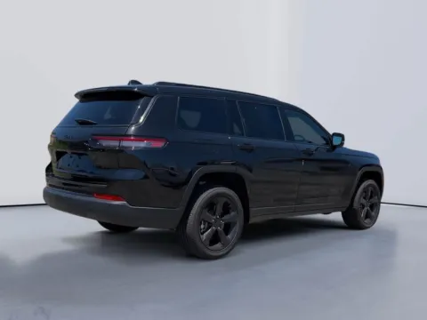 More photos of 2025 Jeep Grand Cherokee L Altitude X at Farris Jeep - Morristown, TN