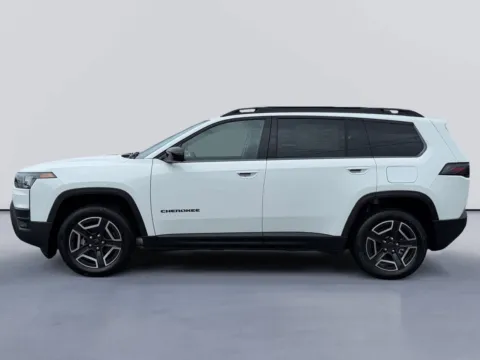 Photos of 2026 Jeep Cherokee Laredo for sale in Morristown, TN at Farris Jeep - Morristown