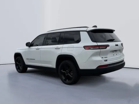 Another view of 2022 Jeep Grand Cherokee L Altitude for sale in Morristown, TN at Farris Jeep - Morristown