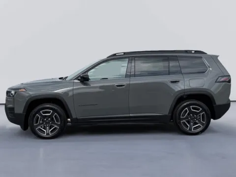Photos of 2026 Jeep Cherokee Limited for sale in Morristown, TN at Farris Jeep - Morristown
