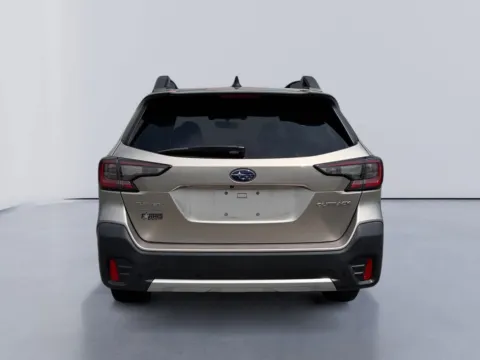 More photos of 2020 Subaru Outback Limited at Farris Jeep - Morristown, TN