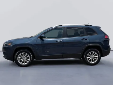 Photos of 2021 Jeep Cherokee Latitude for sale in Morristown, TN at Farris Jeep - Morristown