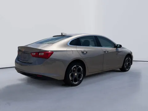 More photos of 2023 Chevrolet Malibu LT at Farris Jeep - Morristown, TN