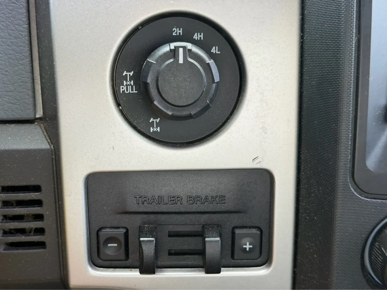 2013 Ford F-150 XLT - Photo 12